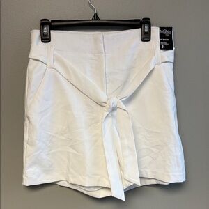 NWT New York & Company Tie Waist Shorts Size 8 White Stretch Tailored